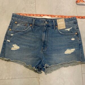 Brand new Madewell Distressed Blue Jean Shorts